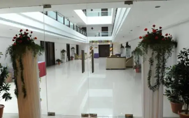 Hotel Midcity