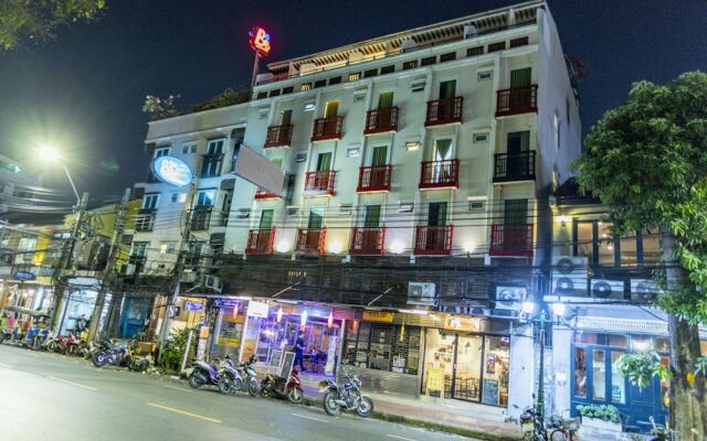 Отель Khaosan Art Hotel Таиланд, Бангкок - 1 отзыв об отеле, цены и фото номеров - забронировать отель Khaosan Art Hotel онлайн вид на фасад