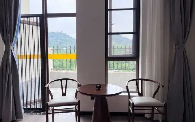 Qingcheng Tianren Hotel