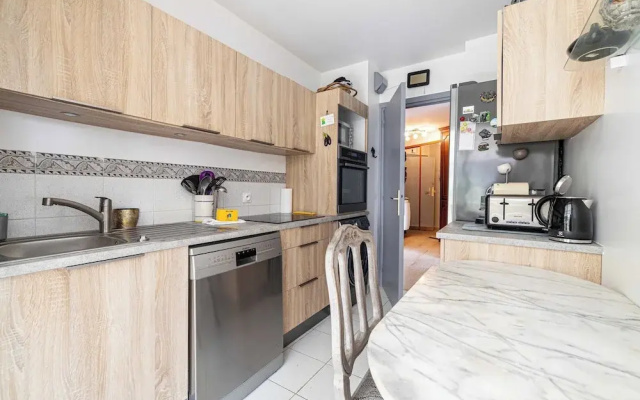 Apt With A/C and Balcony - 1bdr/4p - Cannes/ Beach