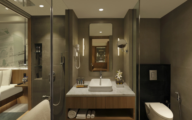 Novotel Mumbai Juhu Beach Hotel