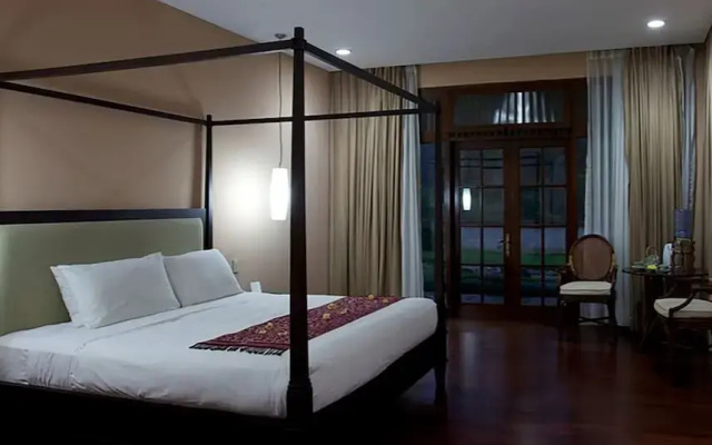 Javana Spa & Resort