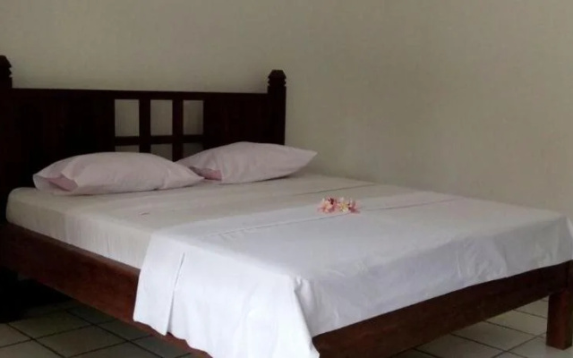 Pulestis Beach Hotel