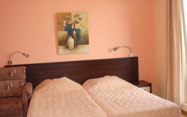 Bona Dea Club Hotel