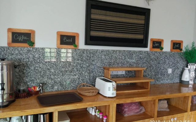 The Pegu Lodge