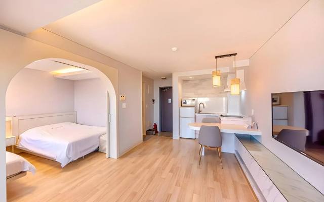 Dyne Resort