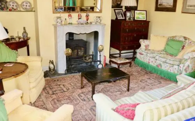 Trinity House Upper Oddington