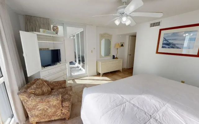 Shoreline Towers 2052 2 Bedroom Condo