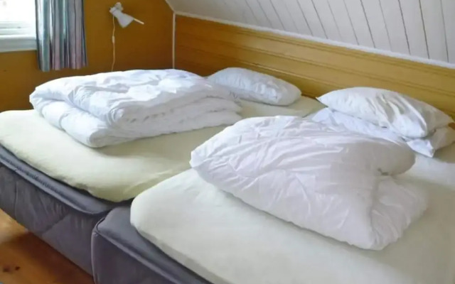 18 Person Holiday Home in Sauda
