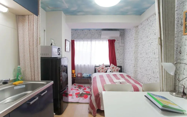 Sunny and Comfortable  Apartment 73