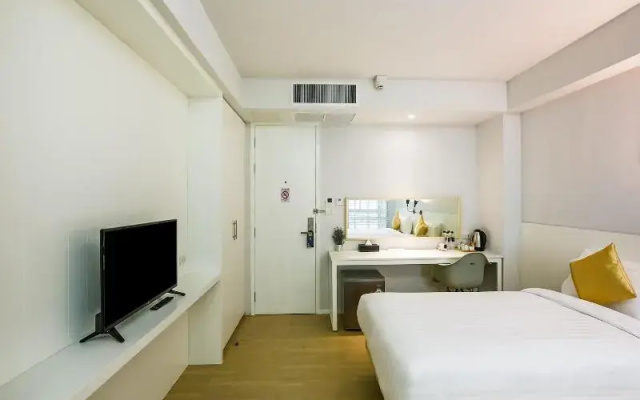 Kitzio House Hotel
