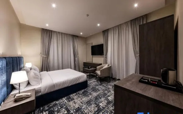 Towlan Services Apartment Qurtaba 2