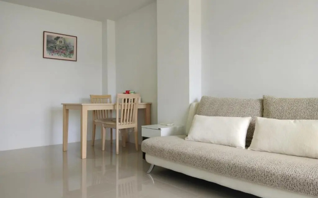 Grand Beach CondoB35 by malai