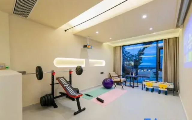 MaxHotel