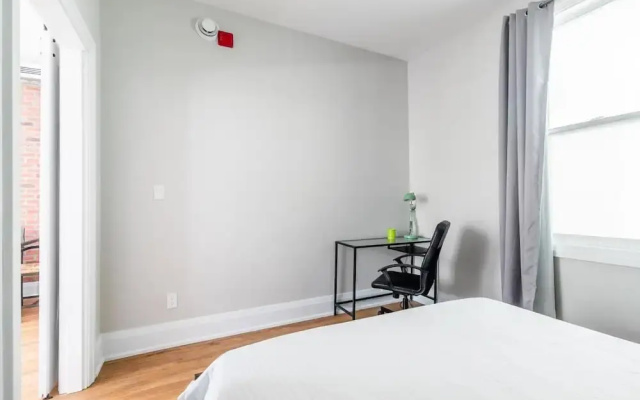 Stylish 2Br Apartment in the Heart of Hamilton