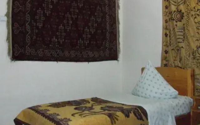 Hotel Mosque baland