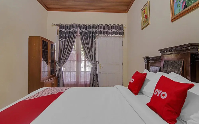 SPOT ON 90526 New Bunga Sonsang Homestay Syariah