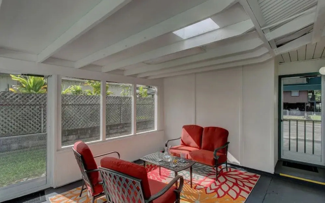 Hilo Hale Kaumana 3 Bedroom Home by RedAwning