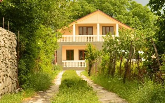 Nona Guest House