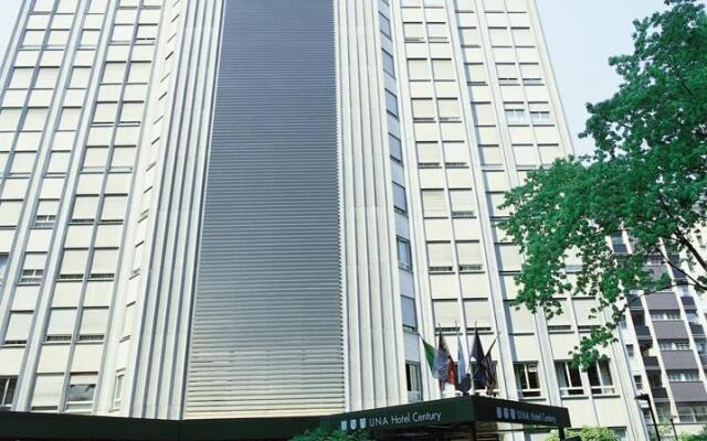 Отель UNA Hotel Century Италия, Милан - 2 отзыва об отеле, цены и фото номеров - забронировать отель UNA Hotel Century онлайн вид на фасад