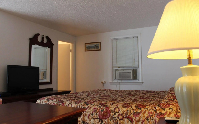 Dennis Port Surf Club (Boutique Hotel)