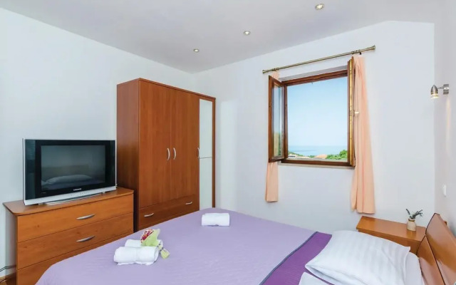 Beautiful Home in Gruda With Wifi and 2 Bedrooms