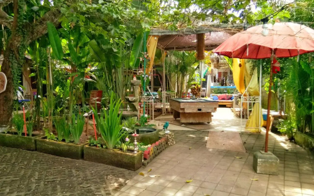 Rumah Warna