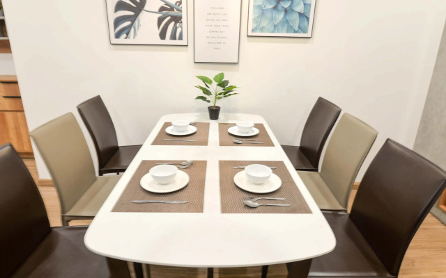 Vinhomes Metropolis Apartment - Comfort Stay Ha Noi