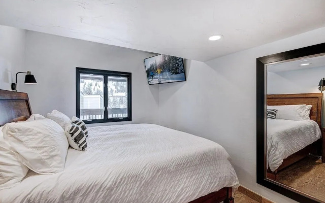 Stunning New Copper Condo