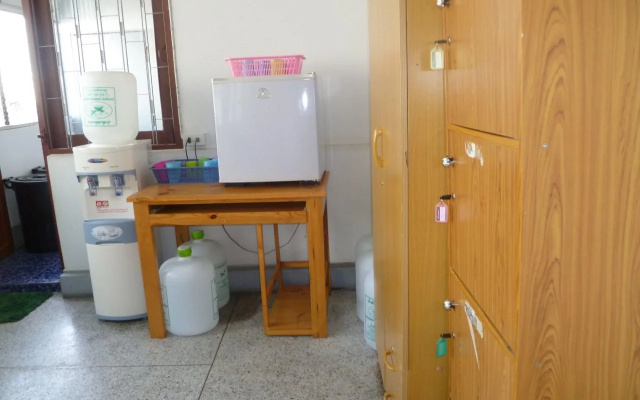 Mint House - Hostel
