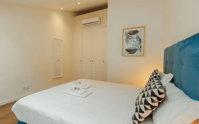 Elegant Marques Duplex by Vacationy