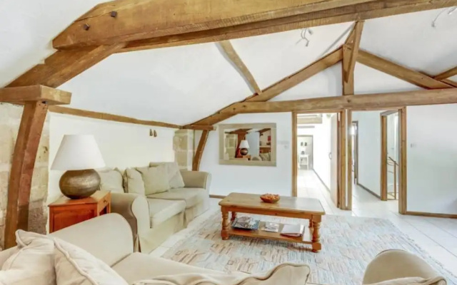 Charming Rustic Apartment