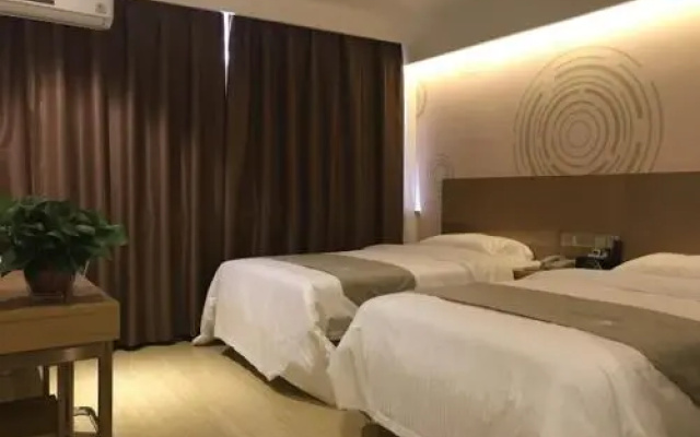 GreenTree Inn Shijiazhuang Xinji City Shifu Street Express Hotel