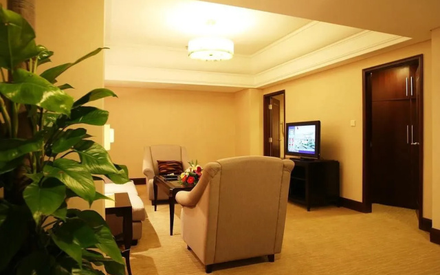 Fengdu Holiday Hotel