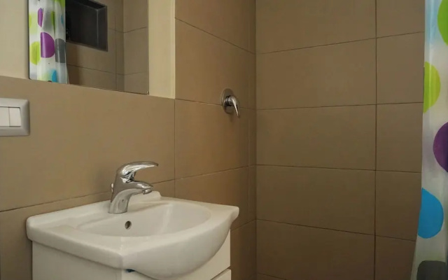 Dependance in villa con piscina