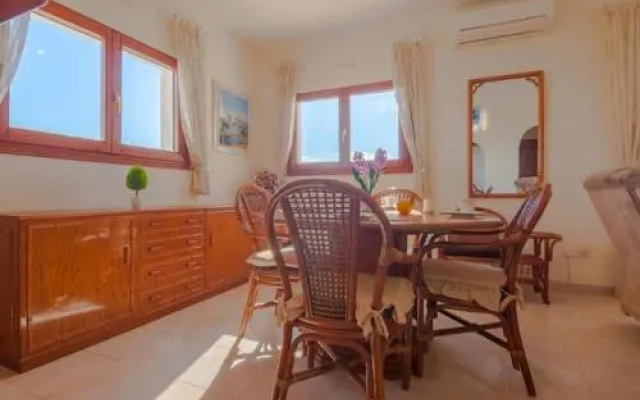 Villa Alex
