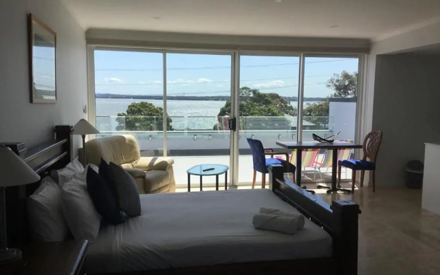 Lakes Resort