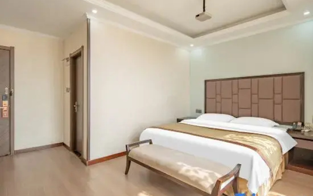Victoria Harbour International Hotel
