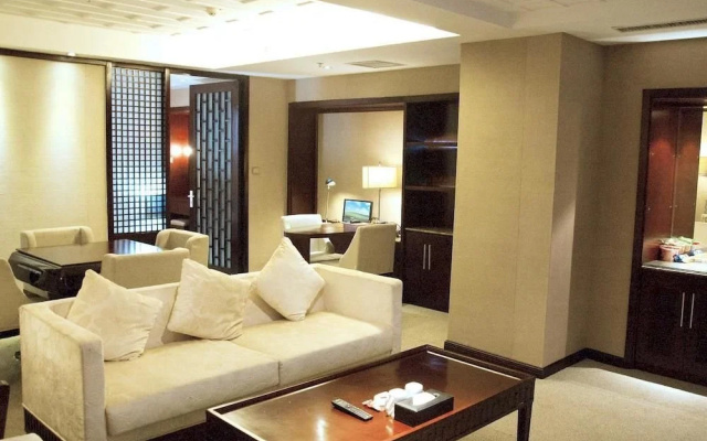 Biway Fashion Hotel - Puyang Huanghe Road