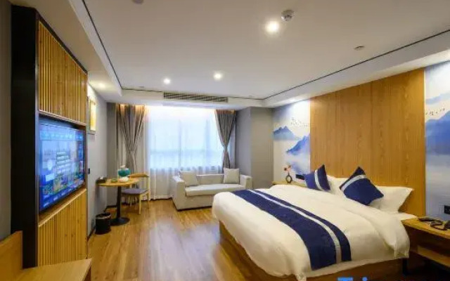 Yisu Hotel (Guanhai Shopping Mall, Xianxiang, Ningbo)