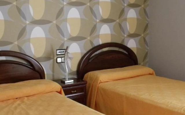 Hostal Salones Victoria