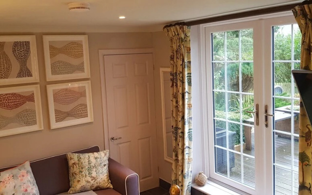 Beautiful 1-bed Apartment