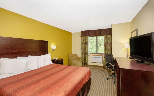 AmericInn Council Bluffs