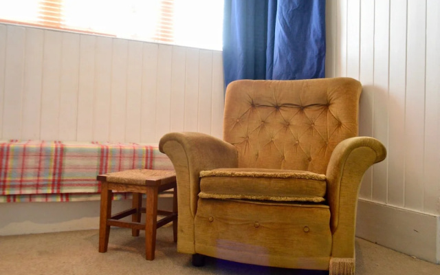 Central Edinburgh 4 Bedroom Flat