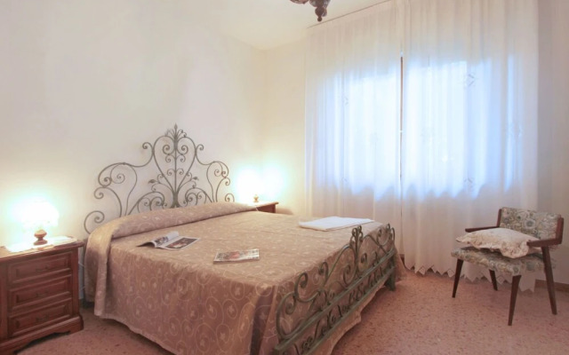 Lavinia Forte dei Marmi
