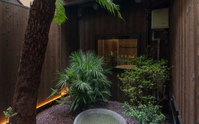 Hinaya Higashiyama