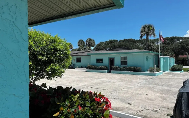 Surfside Suites