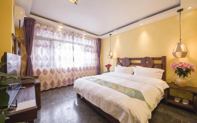 Charming Time Inn