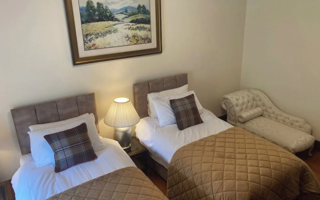 Rob Roy Apartment