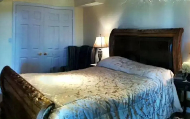 Rolling View Highlands Bed and Breakfast